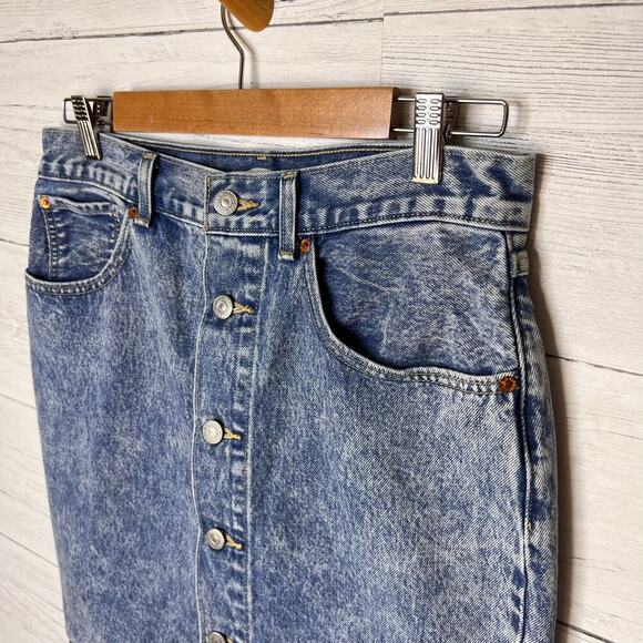 Levis Skirt Womens Size 30 Premium Front Button Mini Denim Quality Clothing - Picture 8 of 16